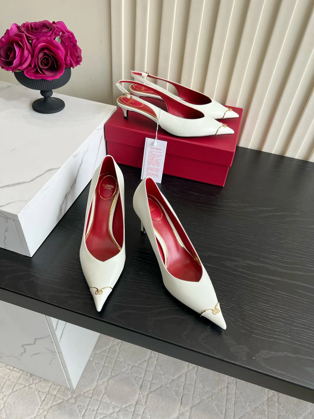 VAL Women's Valentin Heart Pointed Heels