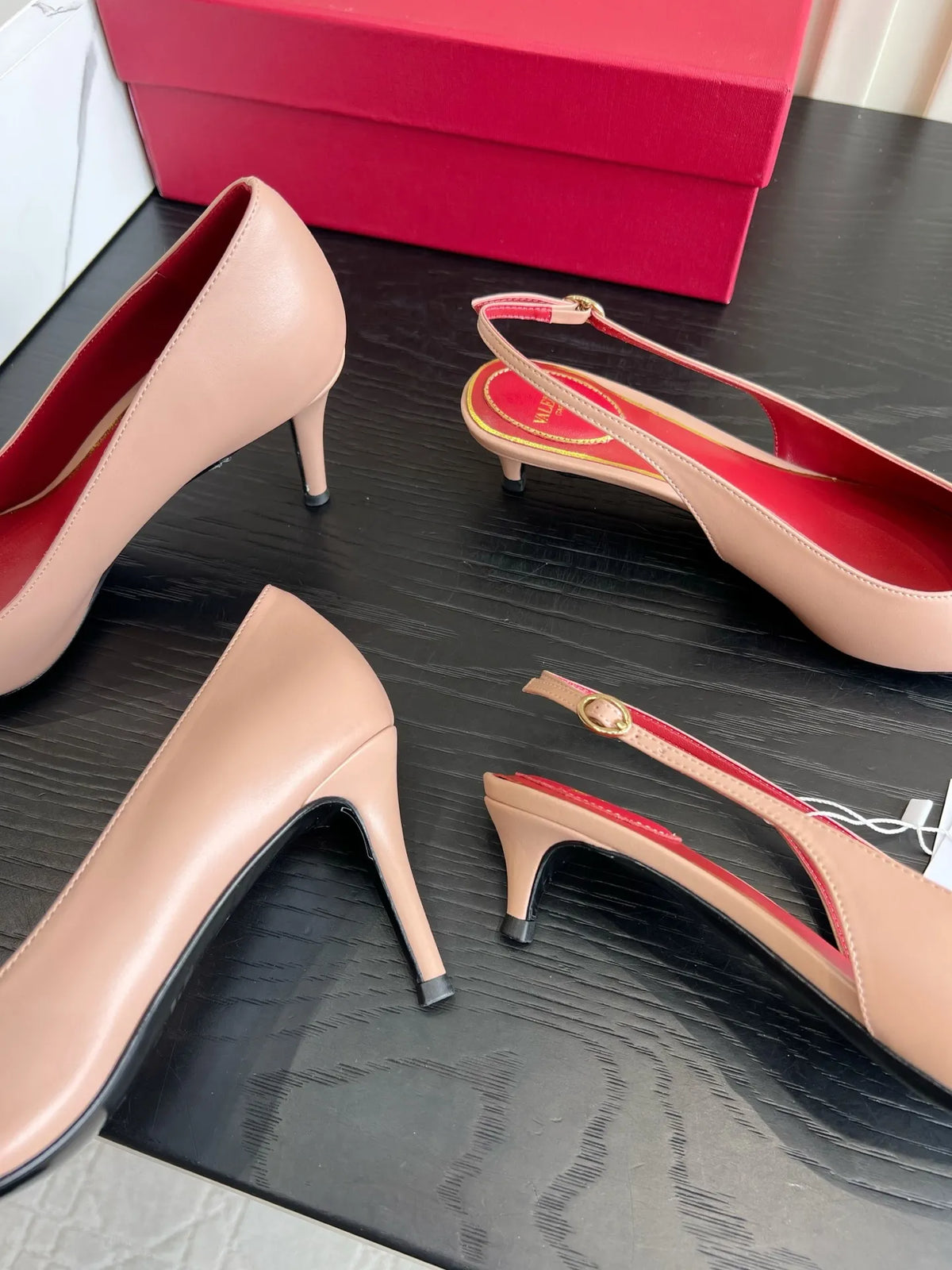 VAL Women's Valentin Pointed Toe Heart Pumps