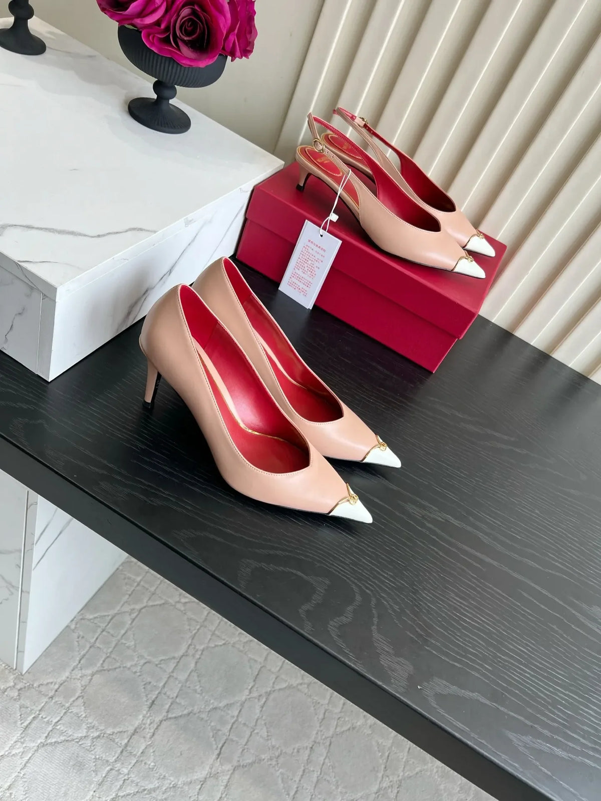 VAL Women's Valentin Pointed Toe Pumps