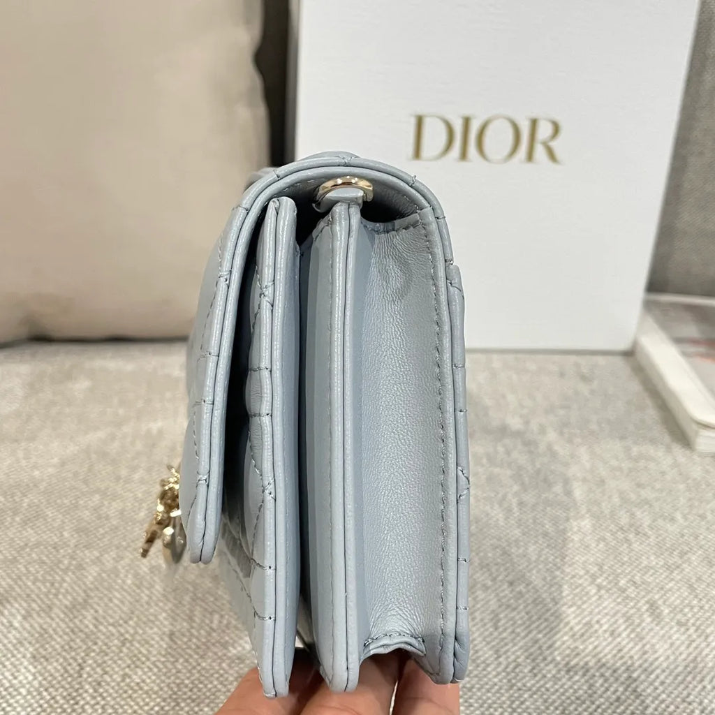 WOC Pearl Chain Shoulder Bag Cloud Blue 135441