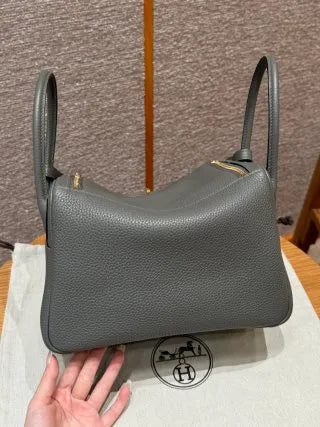 Women's 10.2 in Leather Handbag