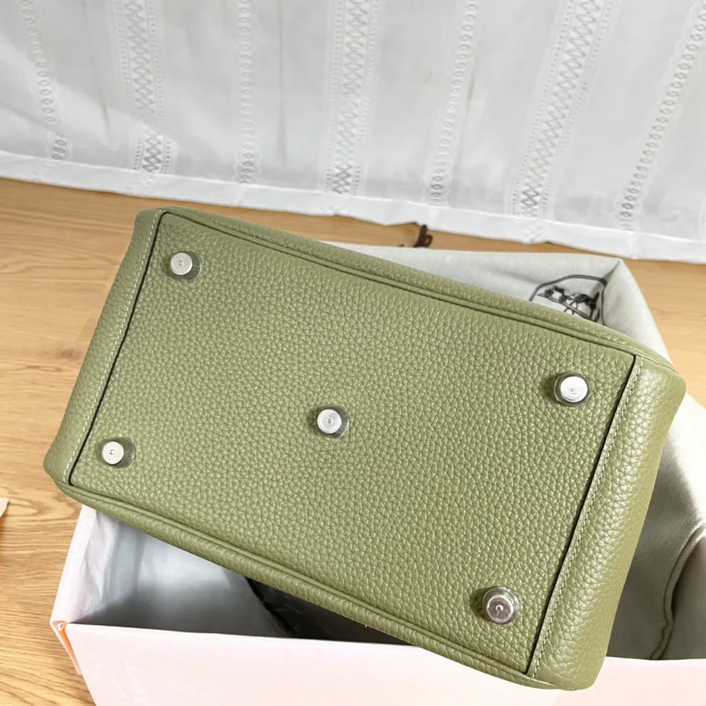 Women's 10.2 in Leather Handbag