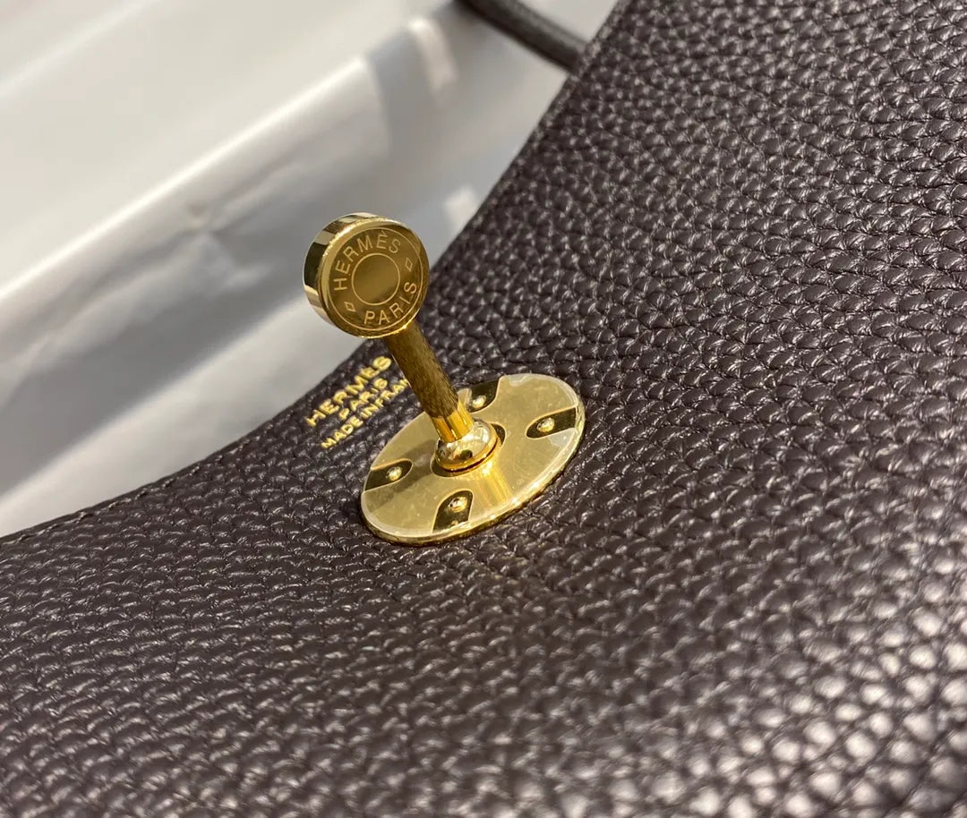 Women's 10.2 in Leather Handbag