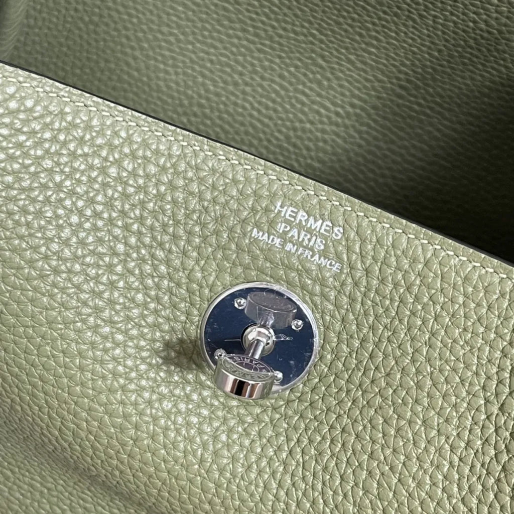 Women's 10.2 in Leather Handbag