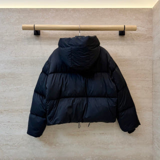 Women's 90% White Goose Down Short Puffer Jacket