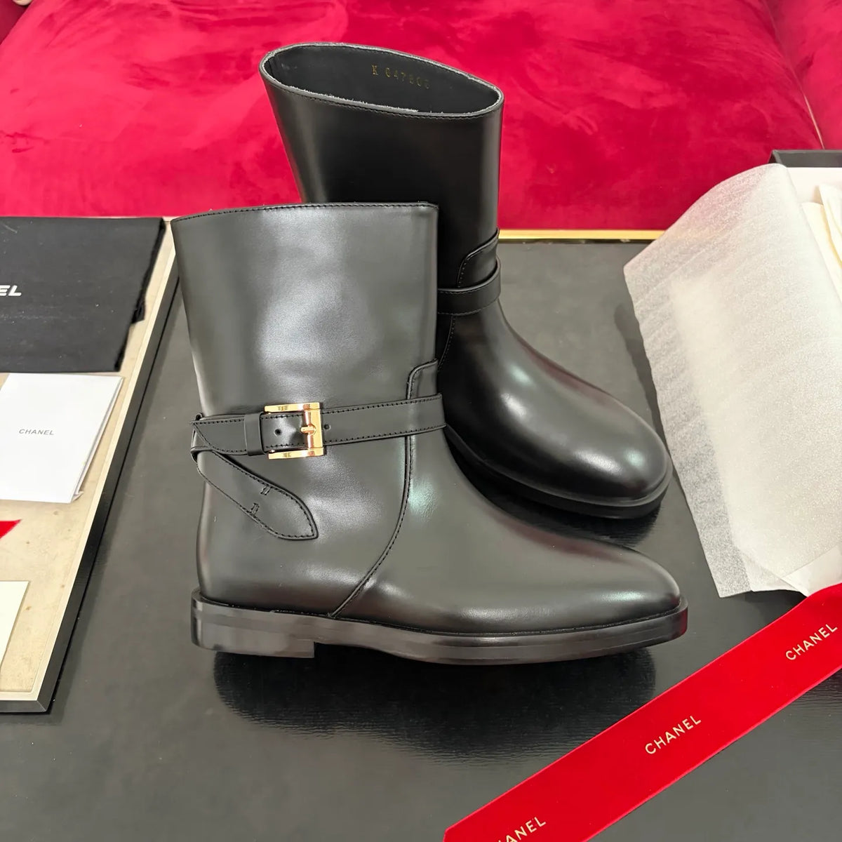 Women's Ankle Boots Black Glossy Cowhide Leather 349388