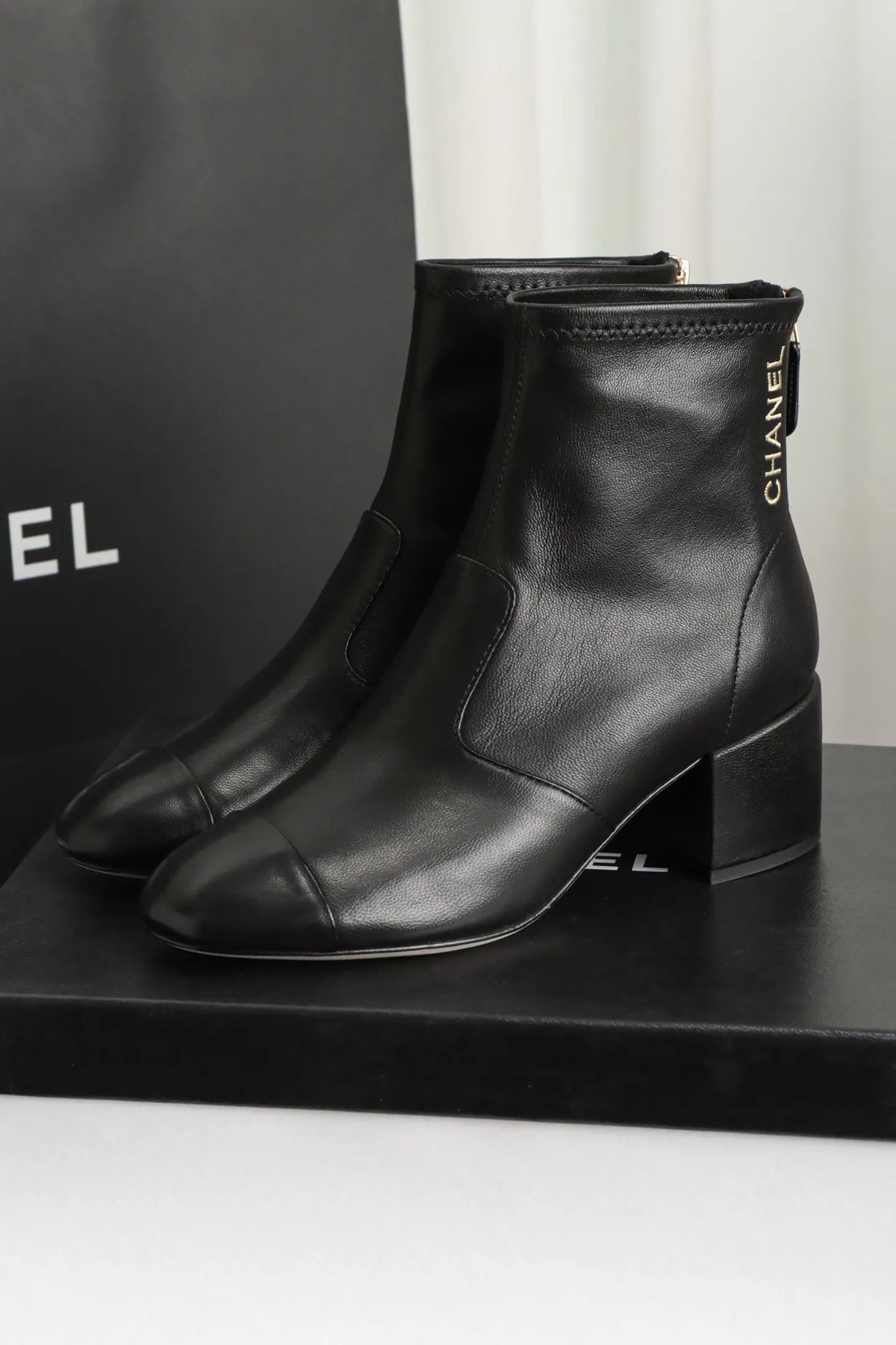 Women's Black Sheepskin Stretch Boots 252257