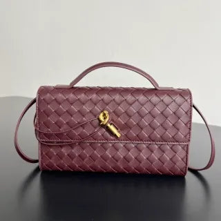 Women's BV Andiamo Leather 9.4 in Crossbody Bag 578001020