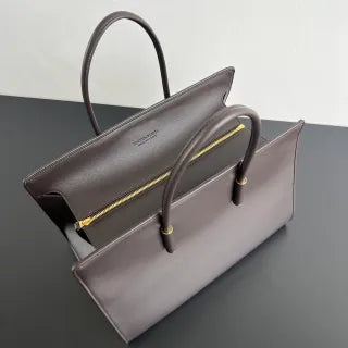 Women's BV Barbara Lambskin 14.6 in Tote Bag 868327
