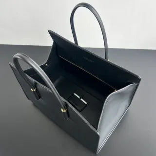 Women's BV Barbara Lambskin 14.6 in Tote Bag 868327
