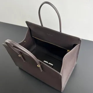 Women's BV Barbara Lambskin 14.6 in Tote Bag 868327