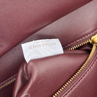 Women's BV Barbara Lambskin 14.6 in Tote Bag 868327