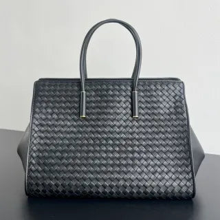 Women's BV Barbara Leather 14.6 in Tote Bag 868327