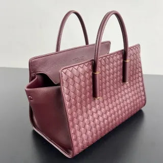 Women's BV Barbare Lambskin 11.8 in Tote Bag 875932