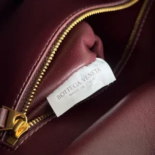 Women's BV Barbare Lambskin 11.8 in Tote Bag 875932