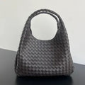 Women's BV Campana Lambskin 15.4 in Shoulder Bag 844250
