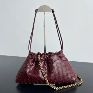Women's BV Dustbag Leather 13.0 in Shoulder Bag 839394