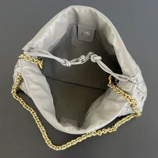 Women's BV Dustbag Leather 13.0 in Shoulder Bag 844626