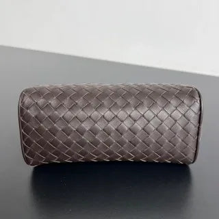 Women's BV Leather 7.9 in Toiletry Bag 876510