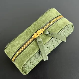 Women's BV Leather 7.9 in Toiletry Bag 876510