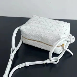 Women's BV Loop 7.5 in Crossbody Bag 796615