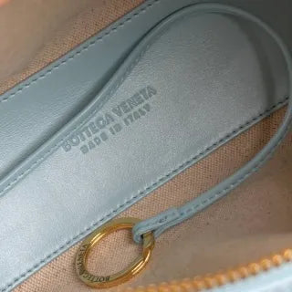 Women's BV Loop Leather 7.5 in Shoulder Bag 796615