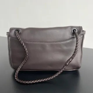 Women's BV Madison Leather 10.6 in Shoulder Bag 836296