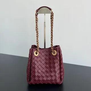 Women's BV Parachute Lambskin 8.3 in Shoulder Bag 817175
