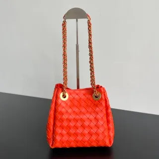 Women's BV Parachute Lambskin 8.3 in Shoulder Bag 817175
