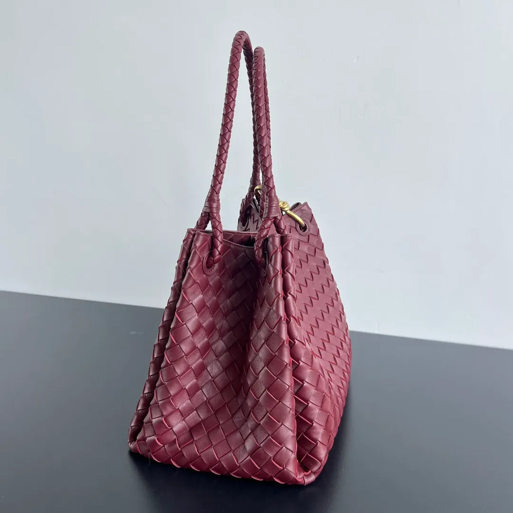 Women's BV Parachute Leather 11.8 in Shoulder Bag 796571