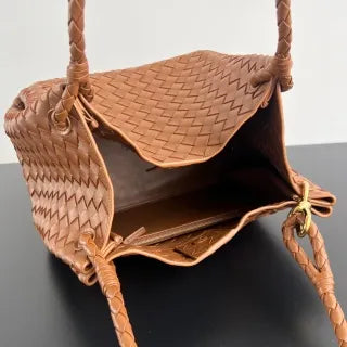 Women's BV Parachute Leather 11.8 in Shoulder Bag 796571