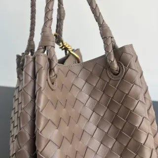 Women's BV Parachute Leather 11.8 in Shoulder Bag 796571