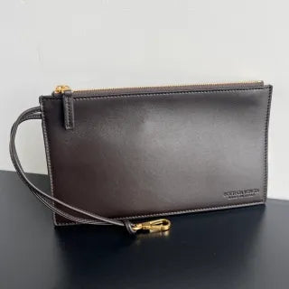 Women's BV Parachute Leather 11.8 in Shoulder Bag 796571