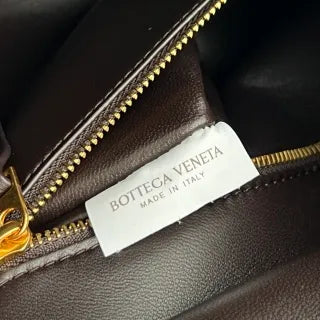 Women's BV Small Barbare Leather 11.8 in Tote Bag 875932