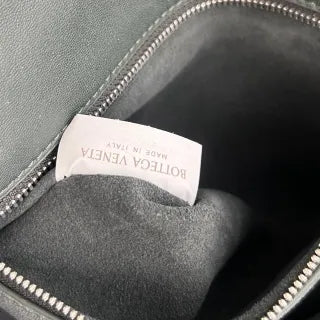 Women's BV Veneto Leather 10.2 in Crossbody Bag 843836