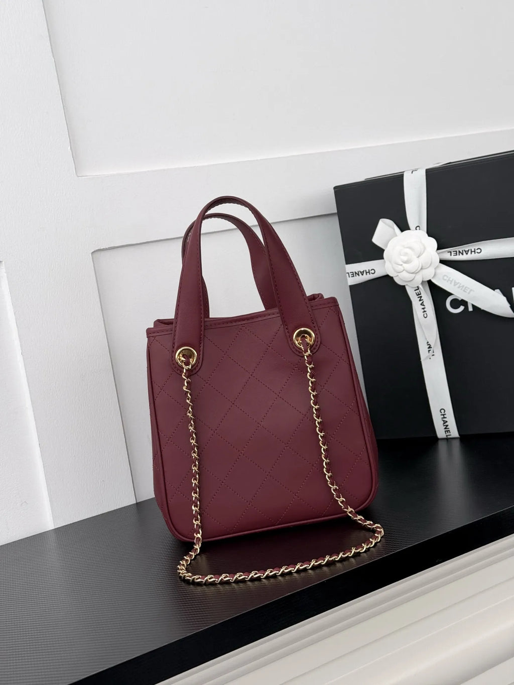 Women's Calfskin Leather Shopping Tote Bag AS6199 26B