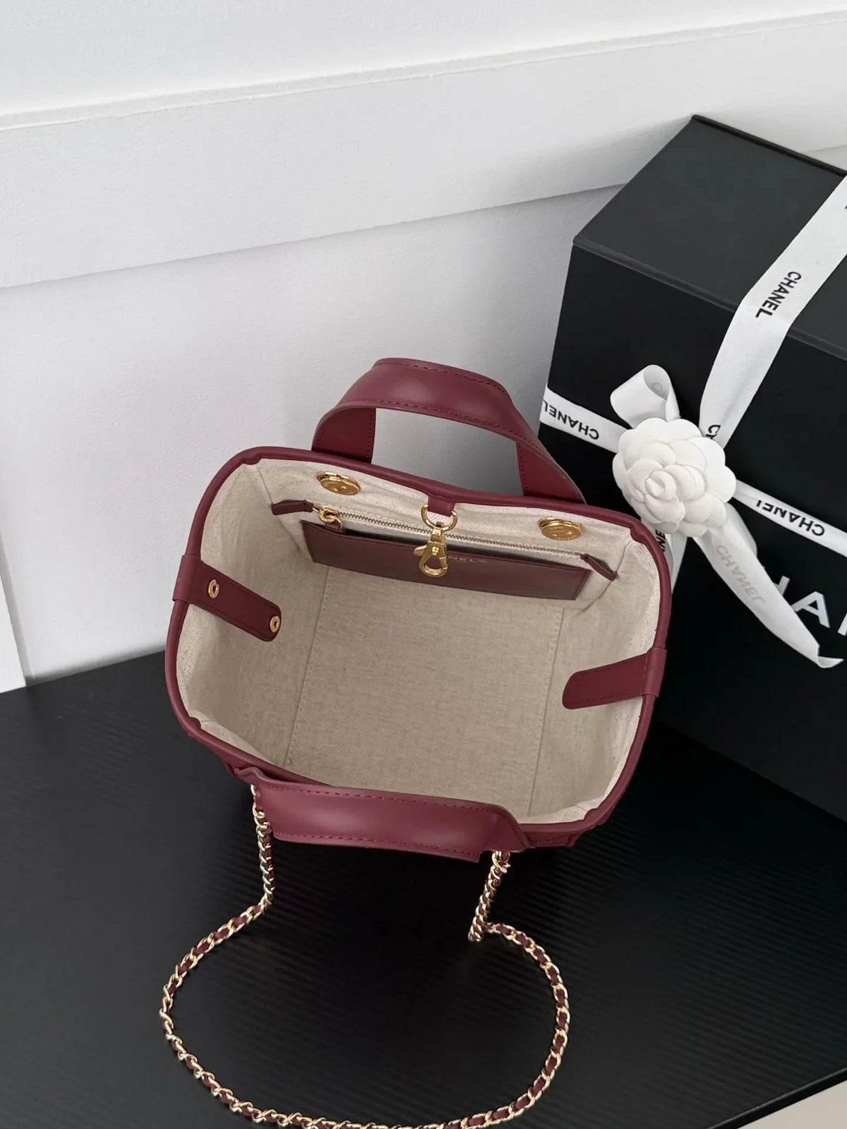 Women's Calfskin Leather Shopping Tote Bag AS6199 26B