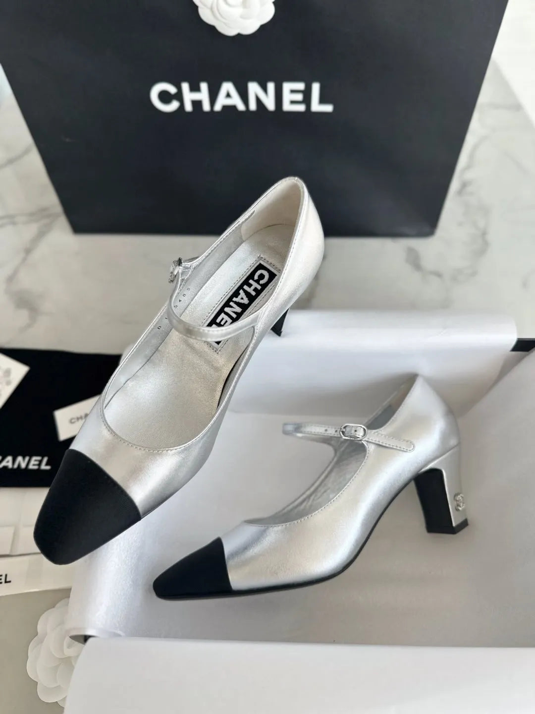 Women's Mary Jane Retro Silver High Heels 543476