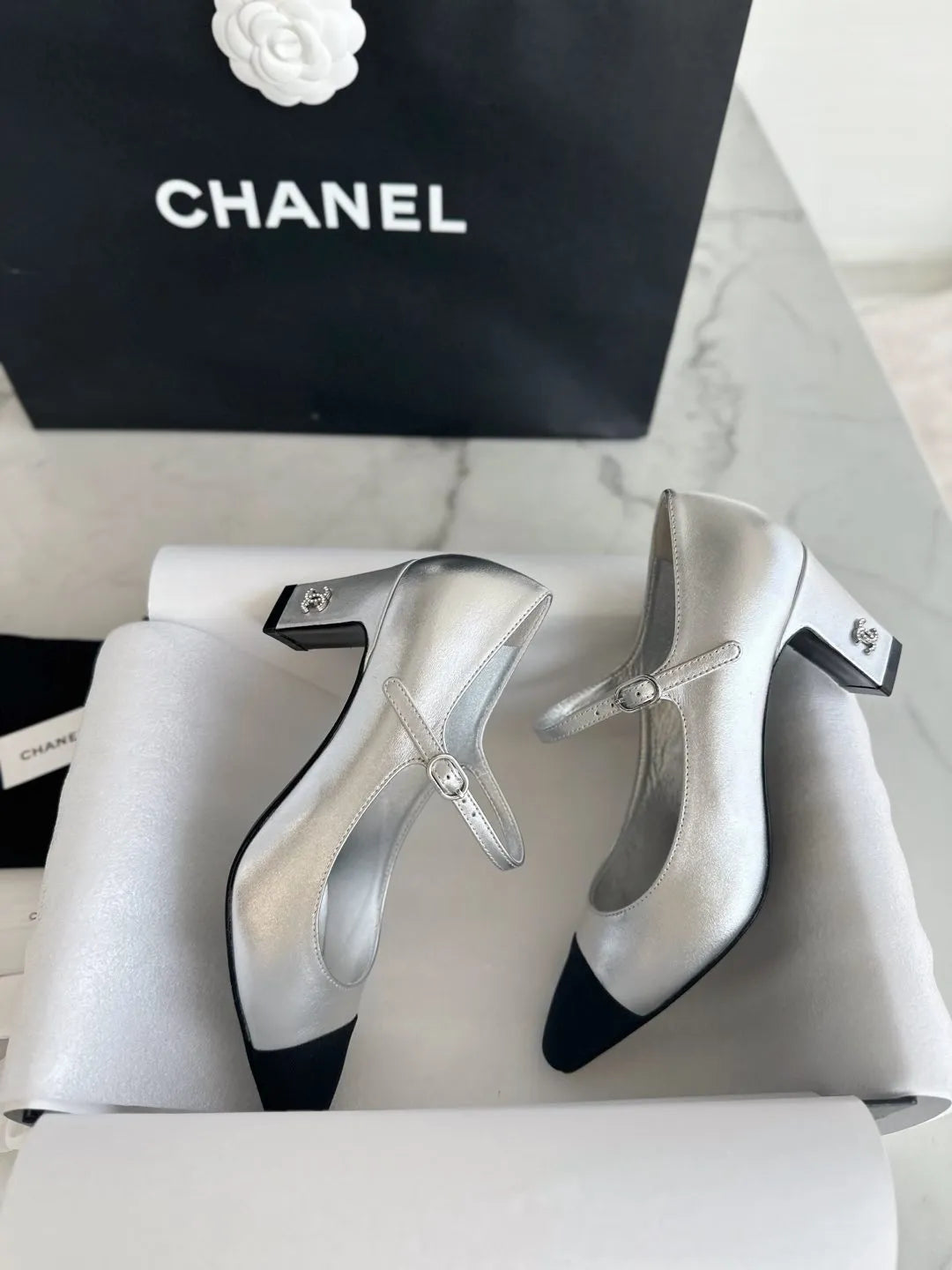 Women's Mary Jane Retro Silver High Heels 543476