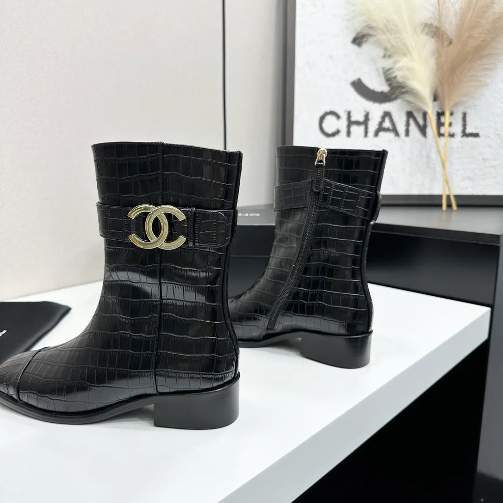 Women's Short Sandals Cowhide Crystal Sheepskin Leather 2026
