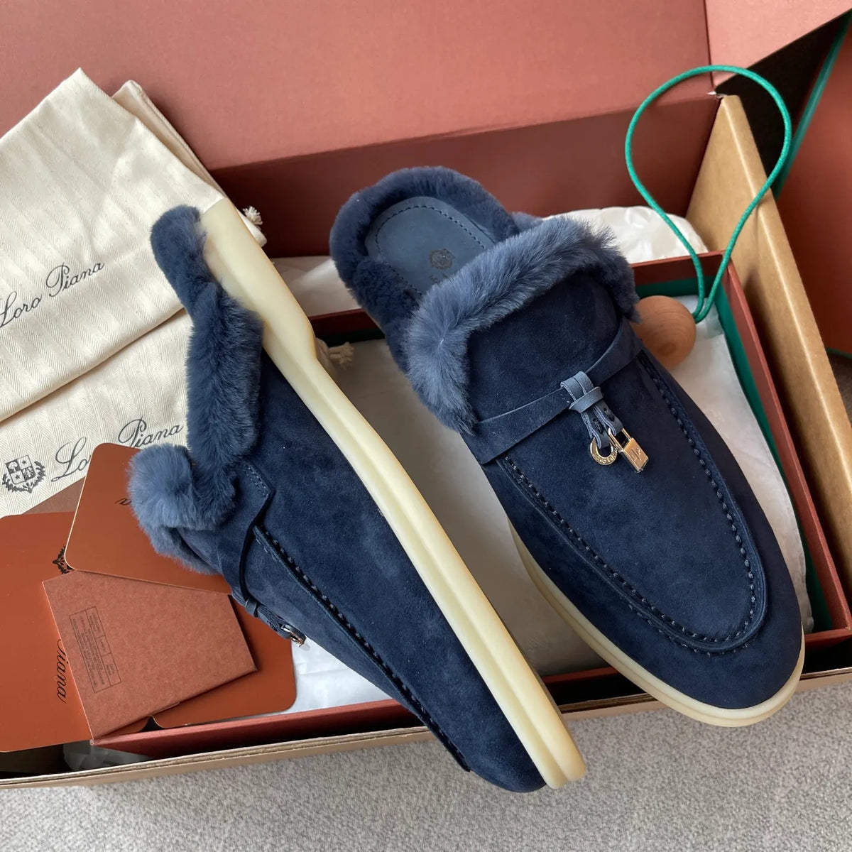 Women's Suede Beaver Fur Slippers 281063