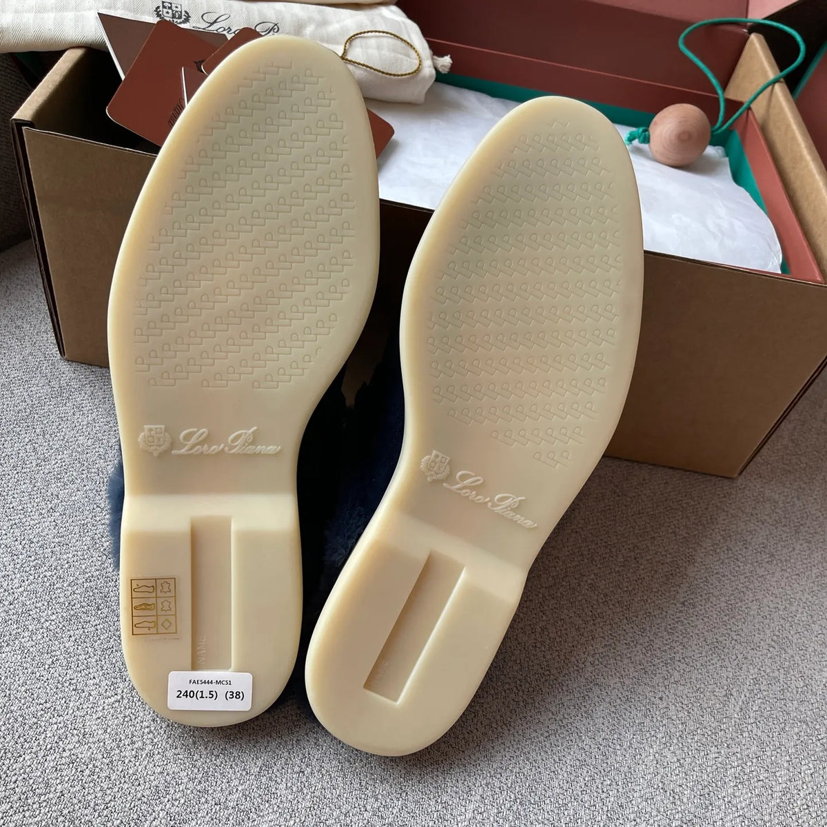 Women's Suede Beaver Fur Slippers 281063