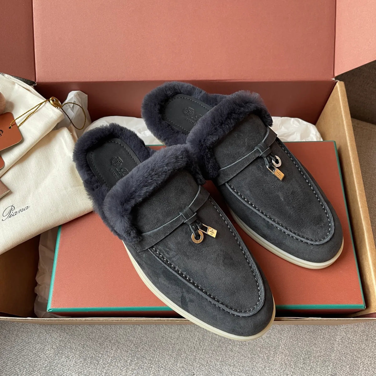 Women's Suede Beaver Fur Slippers 281087