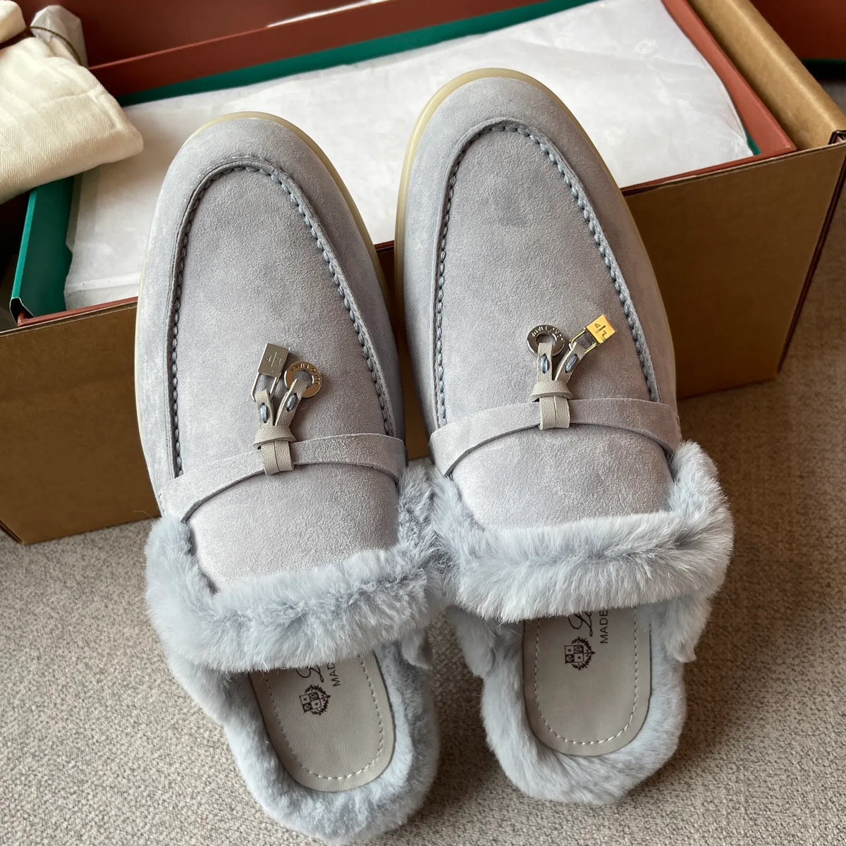 Women's Suede Beaver Fur Slippers 281089