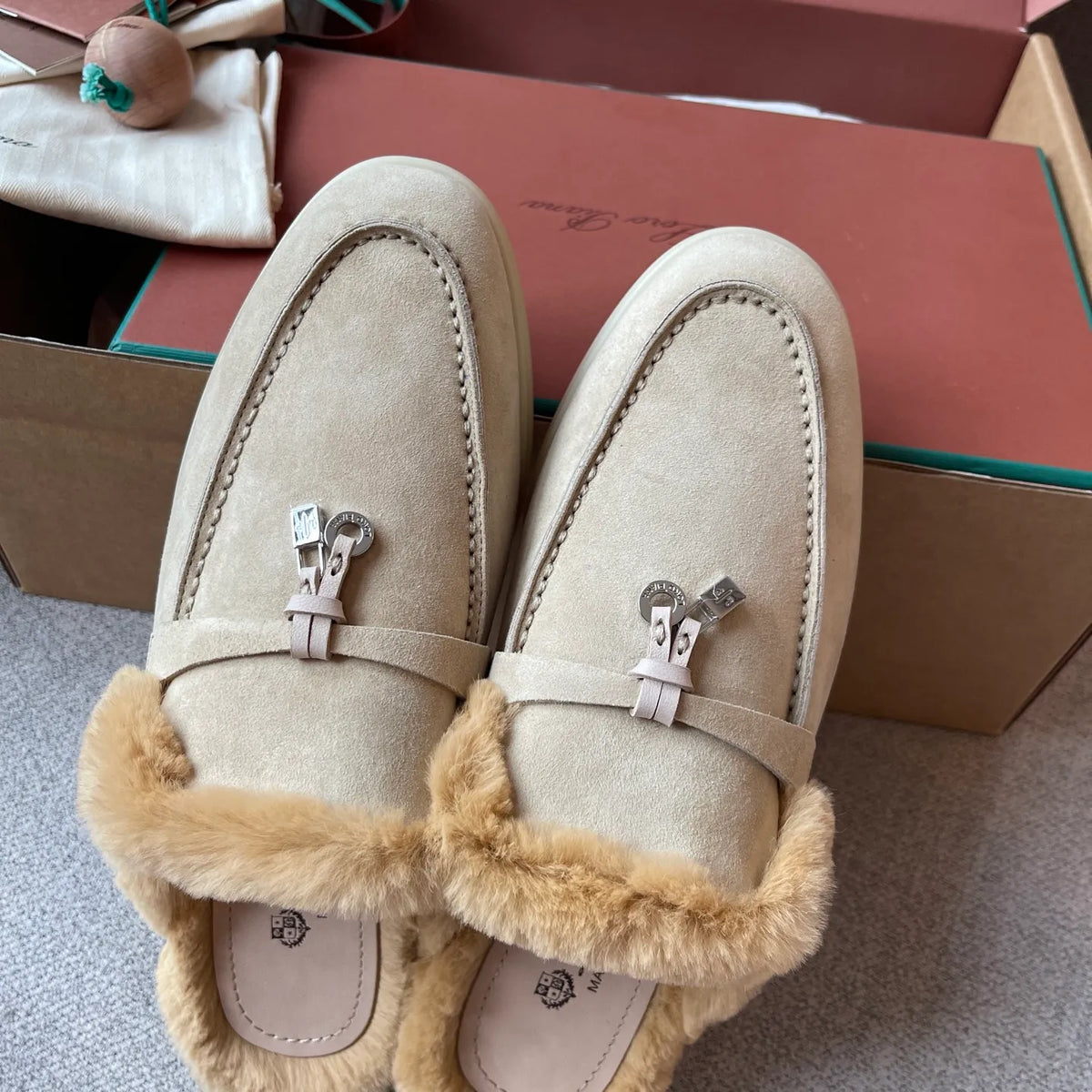 Women's Suede Beaver Fur Slippers 281095