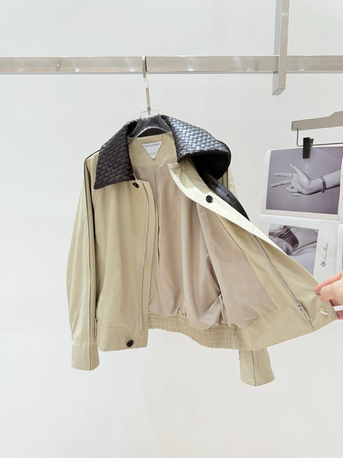 Women's V Jacket